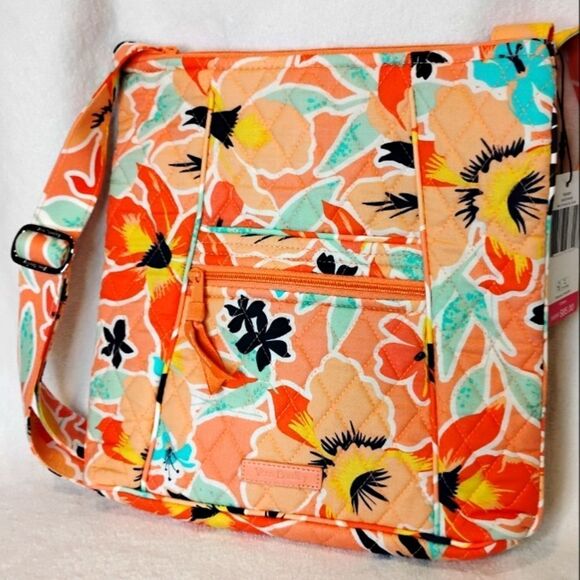 Vera Bradley Hipster - Picture 1 of 5